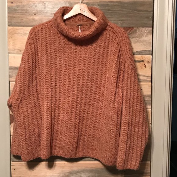 Free People Sweaters - Free People Chunky Knit Turtle Neck Plus Size Fit